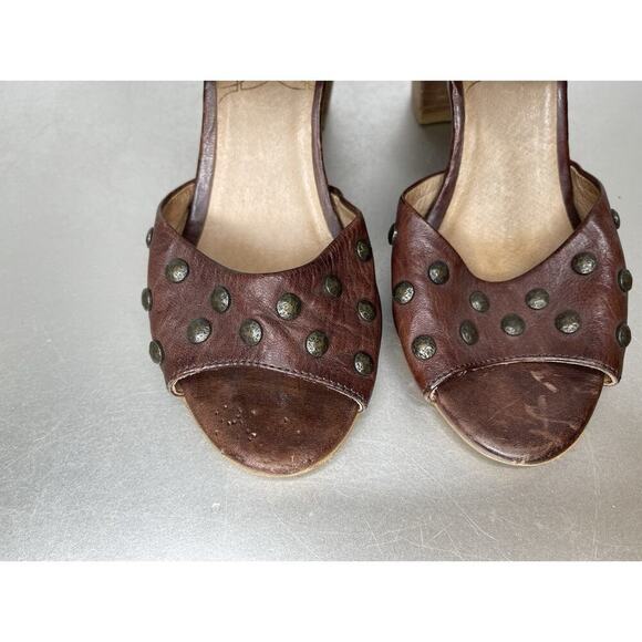 Coque Terra Anthropologie Heels EU 37 US 6.5 Brown Leather Studded Distressed - Picture 3 of 7